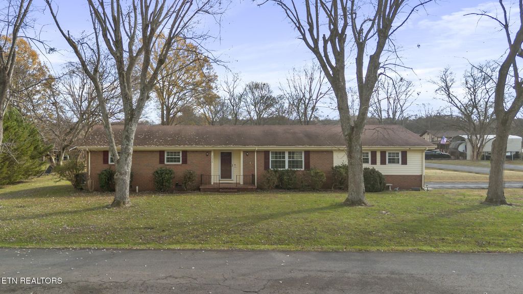 4636 NW Meadow Ave, Cleveland, TN 37312