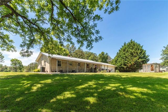 1204 Pilot Power Dam Road, Pilot Mountain, NC 27041