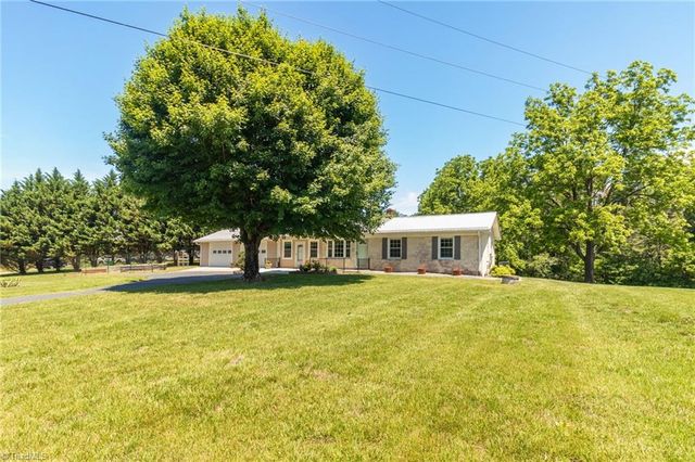 1204 Pilot Power Dam Road, Pilot Mountain, NC 27041