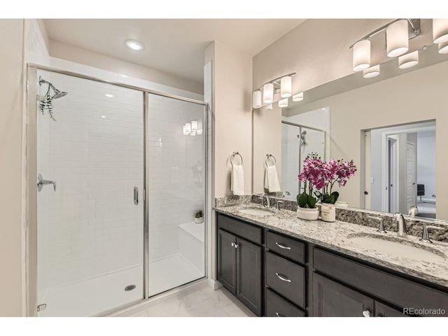 6153 N Ceylon St 10-303, Denver, CO 80249