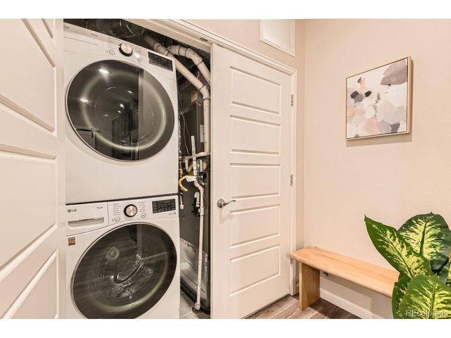 6153 N Ceylon St 10-303, Denver, CO 80249