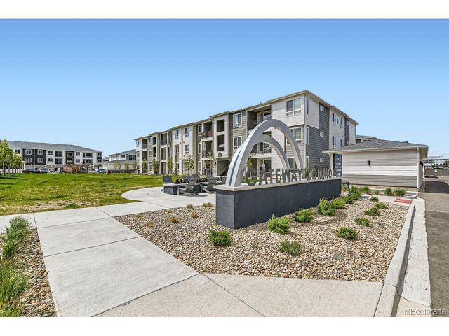 6153 N Ceylon St 10-303, Denver, CO 80249