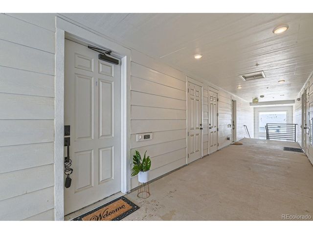 6153 N Ceylon St 10-303, Denver, CO 80249