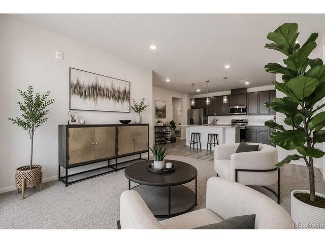 6153 N Ceylon St 10-303, Denver, CO 80249