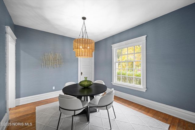 3304 Island Avenue, Toledo, OH 43614