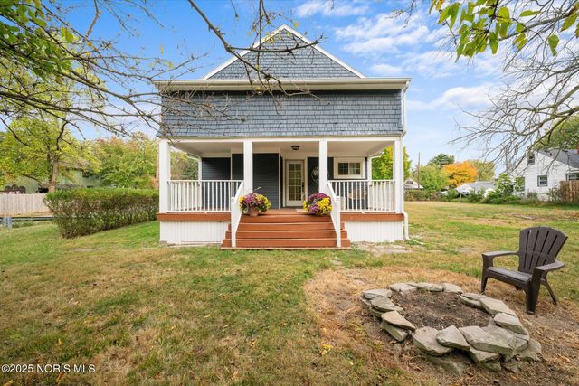 3304 Island Avenue, Toledo, OH 43614