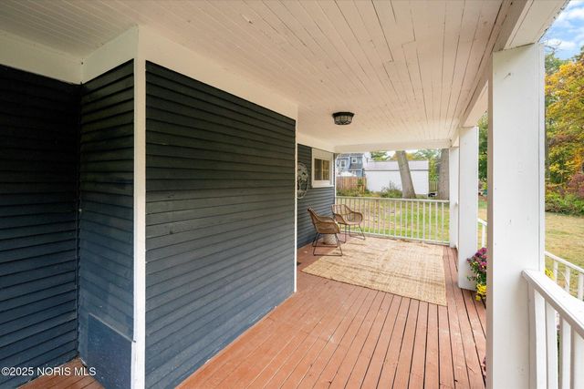 3304 Island Avenue, Toledo, OH 43614