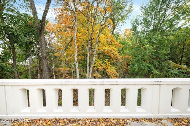 3304 Island Avenue, Toledo, OH 43614