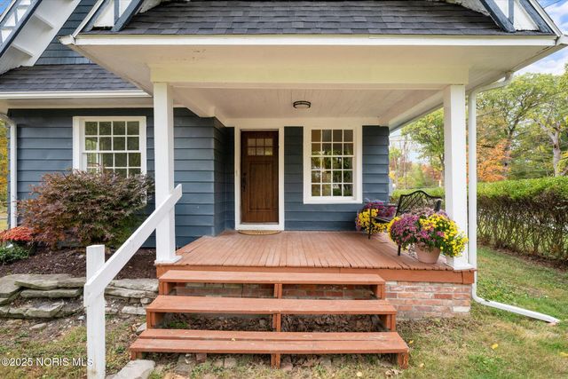 3304 Island Avenue, Toledo, OH 43614