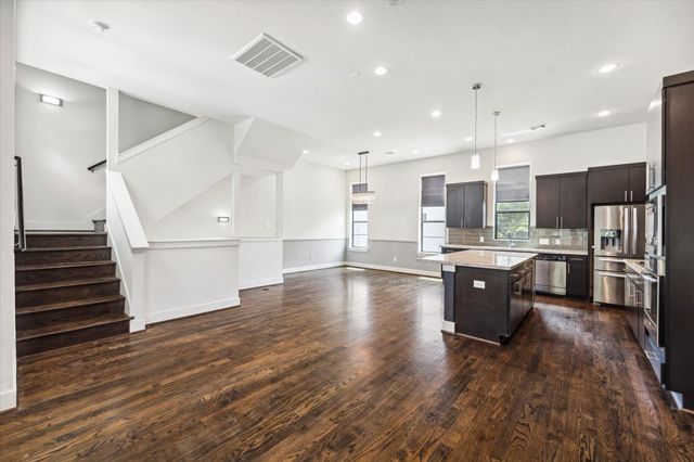 1703 Weber Street, Houston, TX 77007