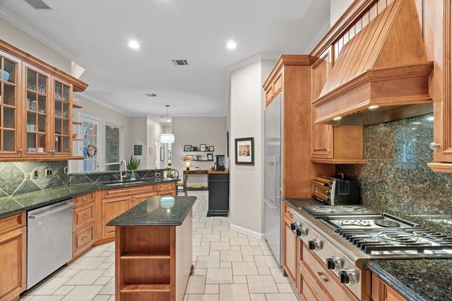 2913 Harkness Drive, Plano, TX 75093