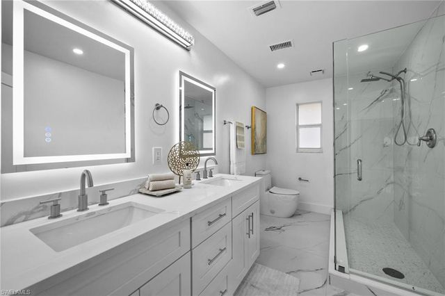105 Harrison RD 4, Naples, FL 34112