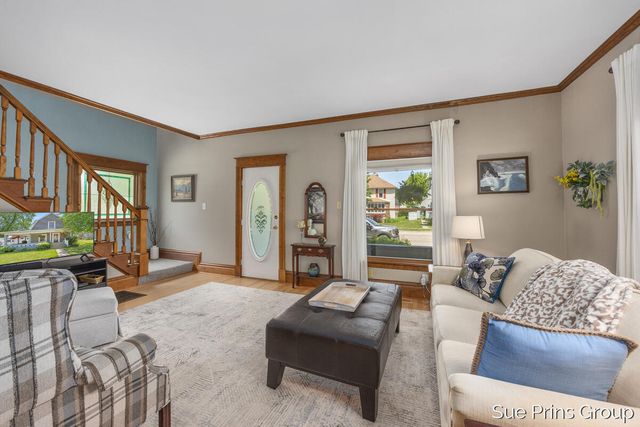 3836 30th Street SW, Grandville, MI 49418