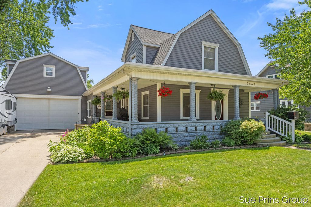 3836 30th Street SW, Grandville, MI 49418