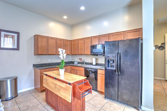 5460 W Thornscrub Road, Marana, AZ 85658