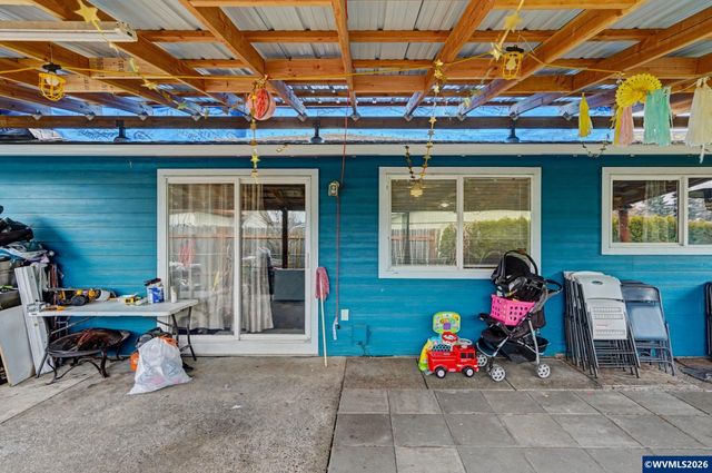 4713 Herrin Dr NE, Salem, OR 97305