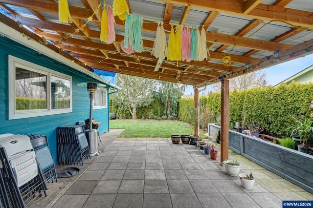 4713 Herrin Dr NE, Salem, OR 97305