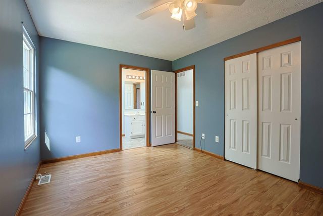 214 Springwood Drive, Alexandria, KY 41001
