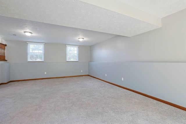 214 Springwood Drive, Alexandria, KY 41001