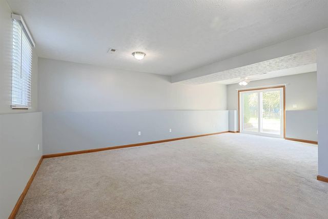 214 Springwood Drive, Alexandria, KY 41001