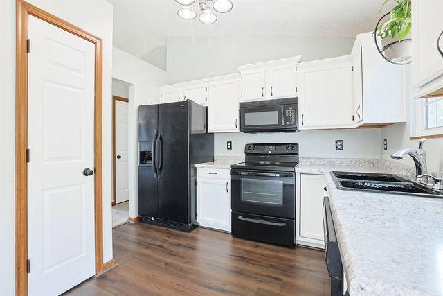 214 Springwood Drive, Alexandria, KY 41001