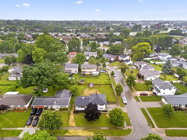 5769 Sandalwood Boulevard, Columbus, OH 43229