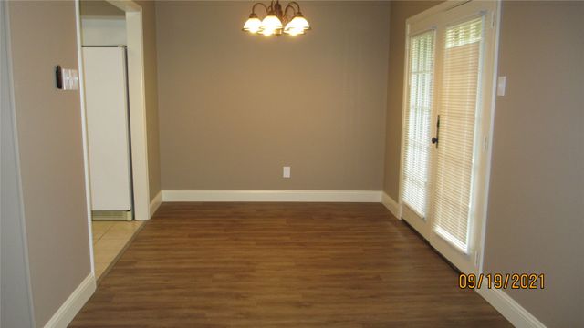 13433 Blossomheath Lane, Dallas, TX 75240