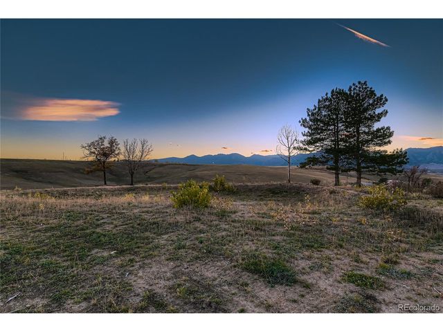 8 Benchmark Dr, Boulder, CO 80303