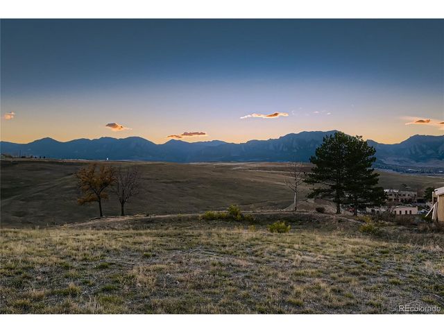 8 Benchmark Dr, Boulder, CO 80303