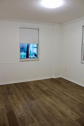 9172 Collins Ave 212, Surfside, FL 33154