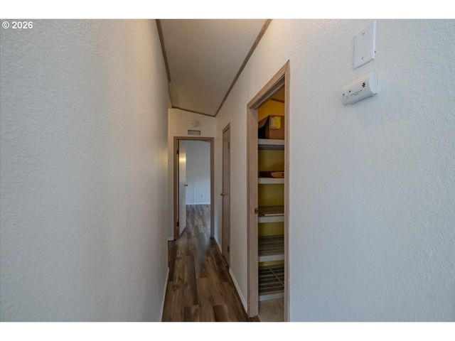 835 Se 1ST Ave, Canby, OR 97013