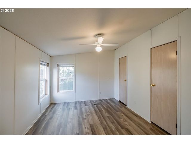 835 Se 1ST Ave, Canby, OR 97013