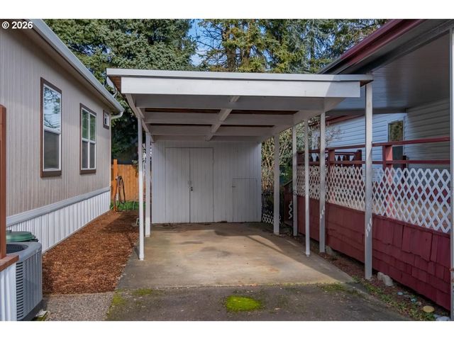 835 Se 1ST Ave, Canby, OR 97013