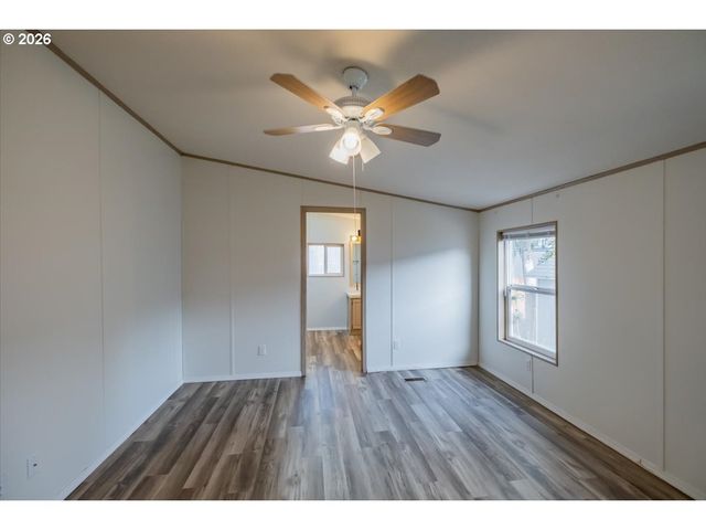 835 Se 1ST Ave, Canby, OR 97013