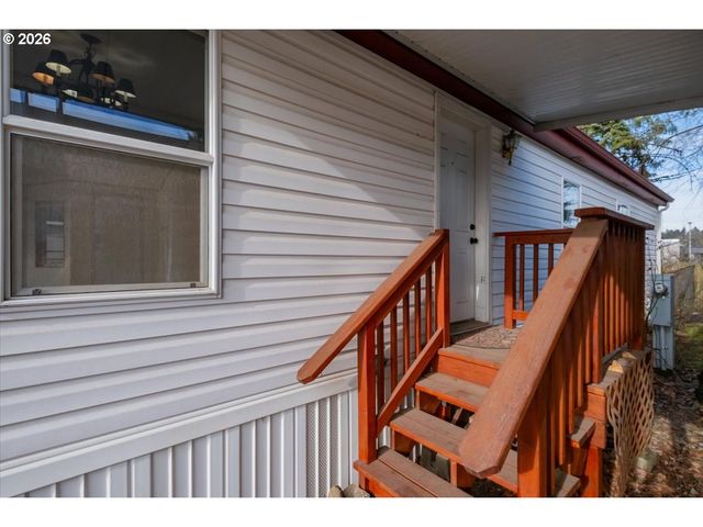 835 Se 1ST Ave, Canby, OR 97013