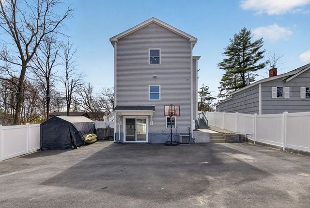 50 Great Elm Road, Billerica, MA 01821