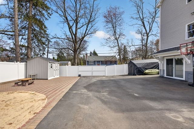 50 Great Elm Road, Billerica, MA 01821