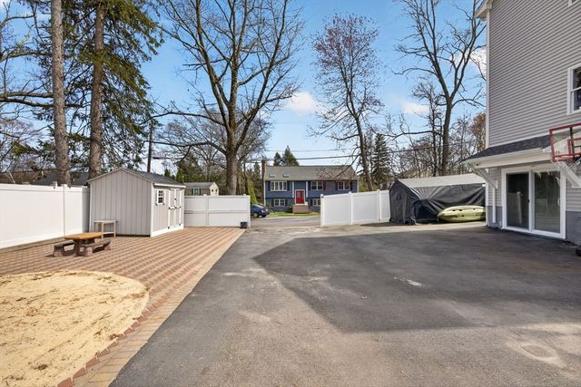 50 Great Elm Road, Billerica, MA 01821