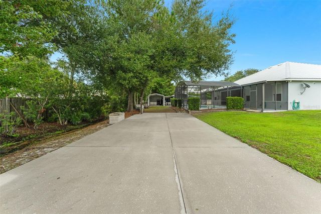1900 GRIFF WOOD CT COURT, St Cloud, FL 34772
