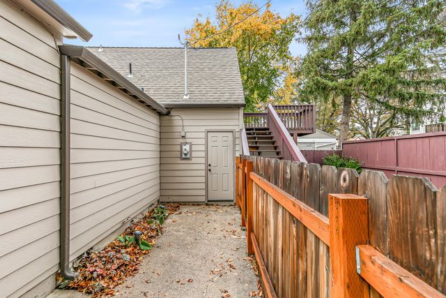 706 Monroe Street, Medford, OR 97501