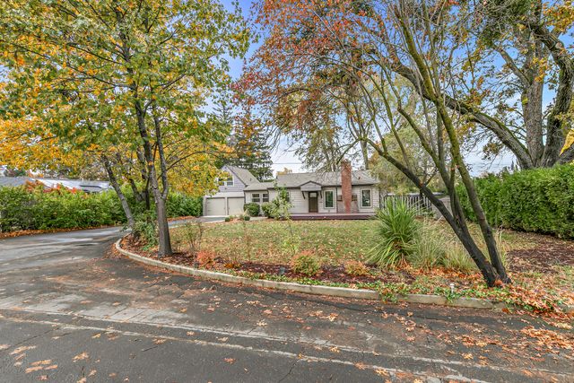 706 Monroe Street, Medford, OR 97501