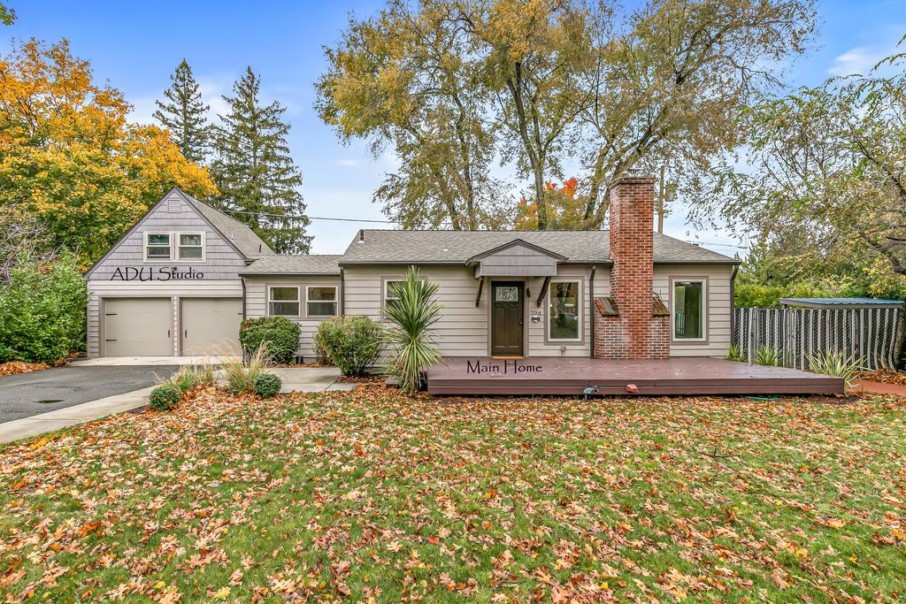 706 Monroe Street, Medford, OR 97501