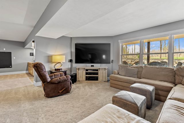 3016 S Brentwood Place, Monticello, IN 47960