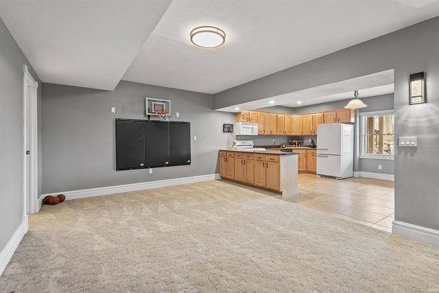 3016 S Brentwood Place, Monticello, IN 47960