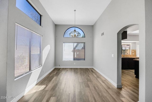11001 W Crimson Lane, Avondale, AZ 85392