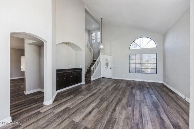 11001 W Crimson Lane, Avondale, AZ 85392