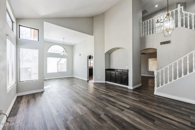 11001 W Crimson Lane, Avondale, AZ 85392