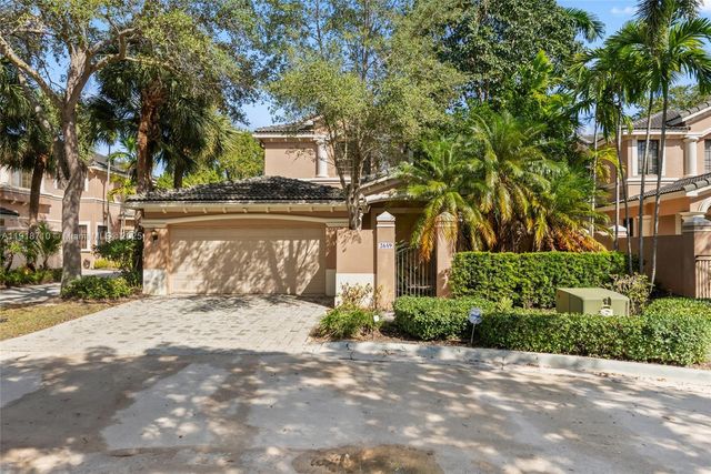 2649 Center Ct Dr 2-7, Weston, FL 33332