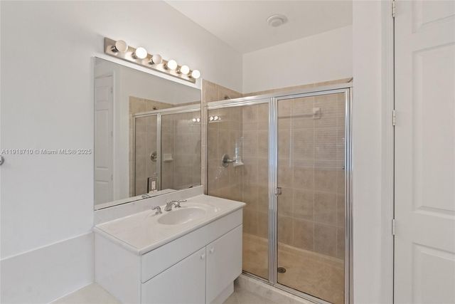 2649 Center Ct Dr 2-7, Weston, FL 33332