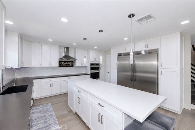 22706 Lighthouse, Canyon Lake, CA 92587